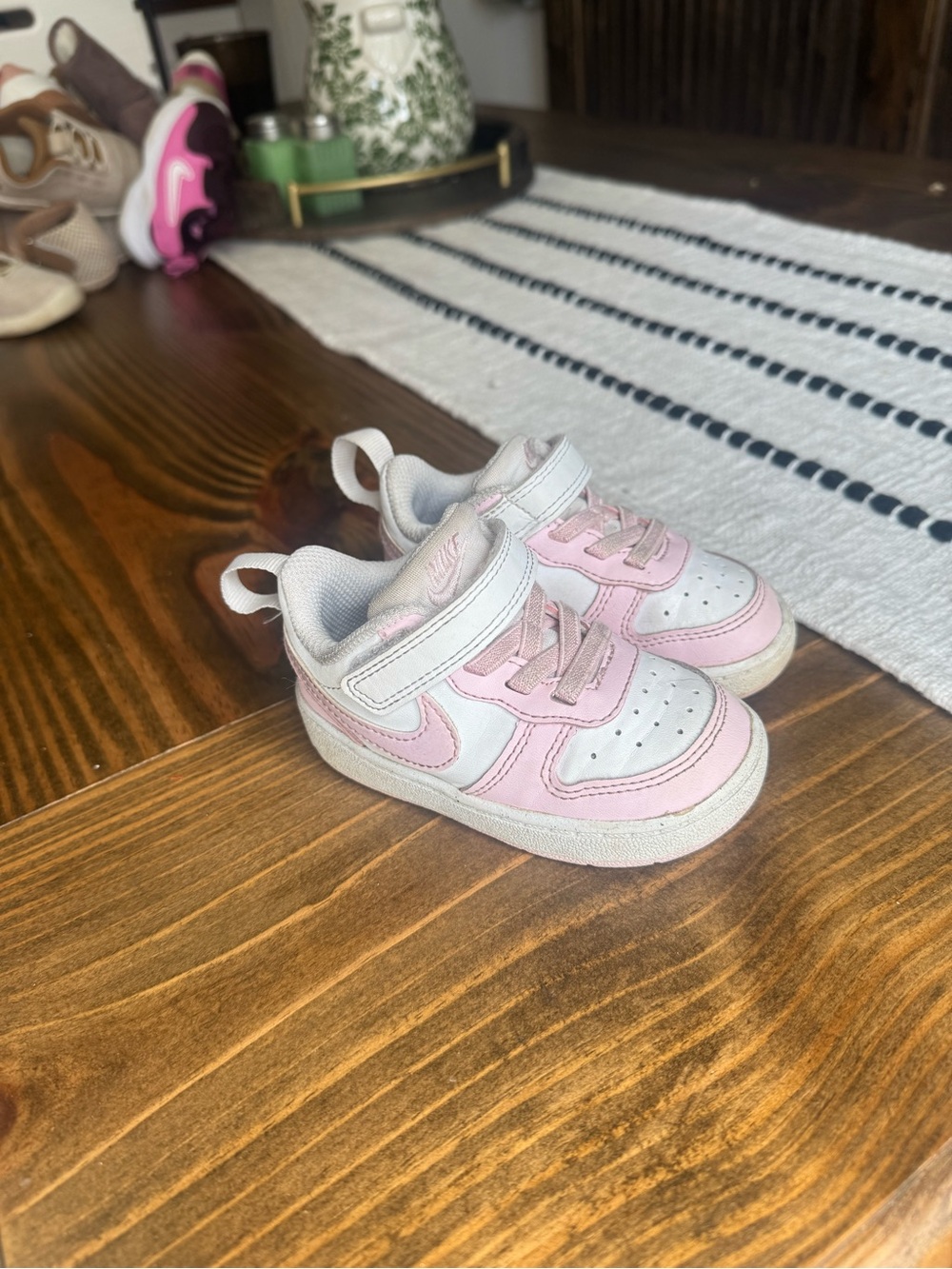 Nike Kids White and Pink Sneakers